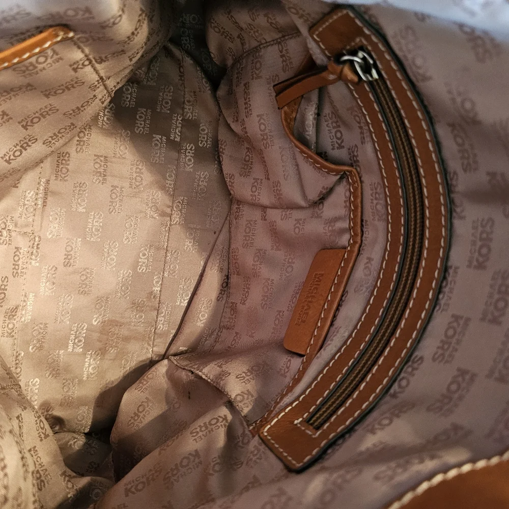 MICHAEL Michael Kors Vintage Chestnut Leather Shoulder Bag/Hobo - Picture 8 of 10